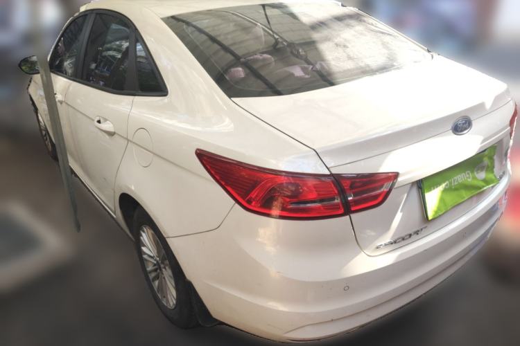 Used Ford Escort 2015 1.5L Automatic Comfort Edition