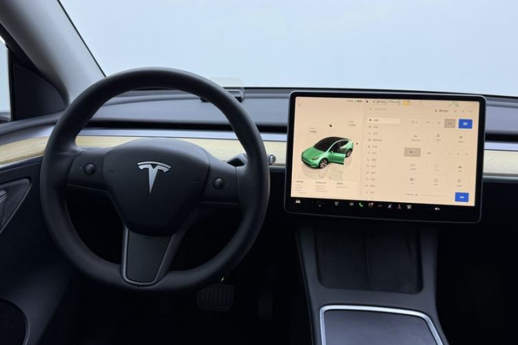 Used Tesla Model Y 2022 Rear-Wheel-Drive Version
