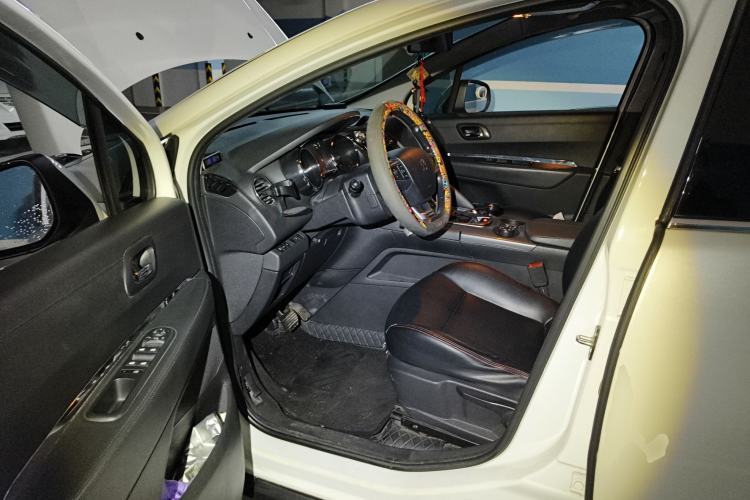 Used Peugeot 3008 2016 1.6THP Automatic Classic Edition Driver Seat