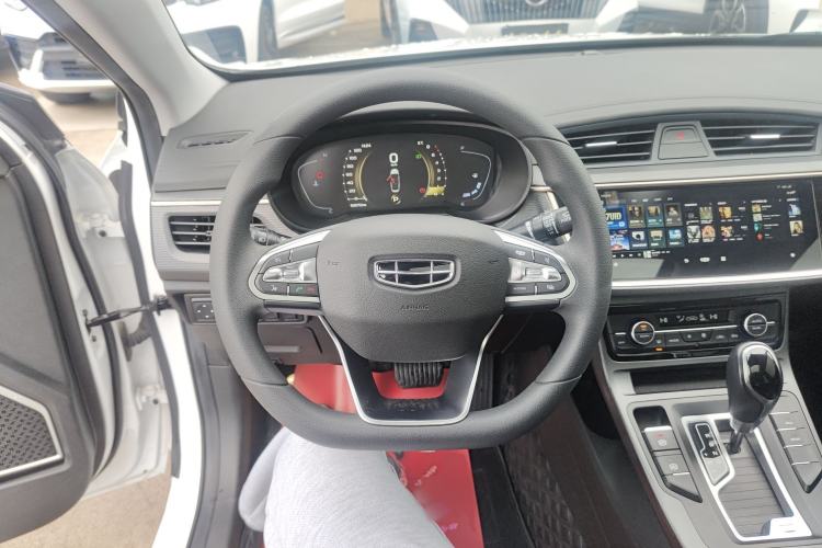 Used Geely Auto Emgrand GL 2021 UP 1.4T CVT Leading Edition

