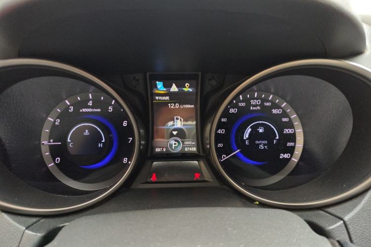 Used CHANGAN CS75 2016 1.8T Automatic Elite Model China V Standard
