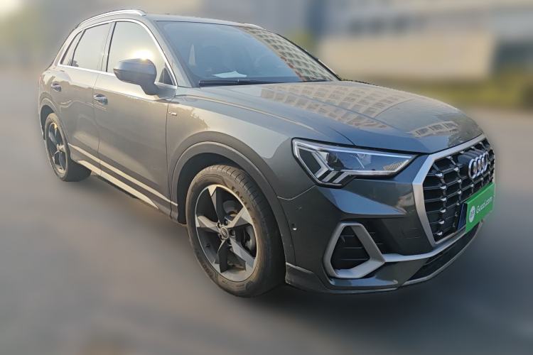 Used Audi Q3 2022 35 TFSI Fashion Dynamic Model
