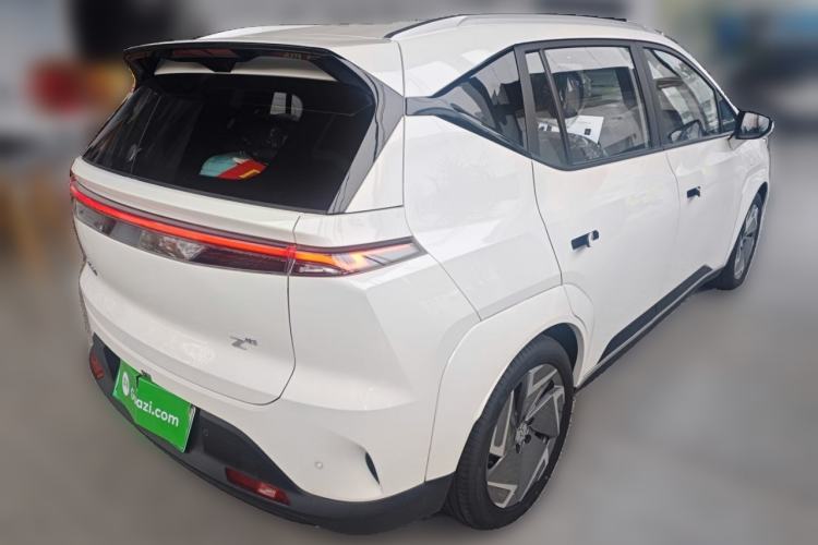 Used Hycan Z03 2022 510 km Range Trendy Cool Version 160 kW 61.13 kWh
