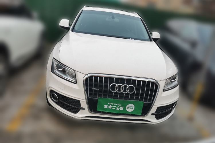 Used Audi Q5 2018 Collector's Edition 40 TFSI Ambition Model Front