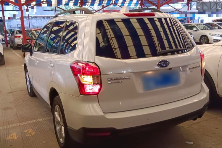 Used Subaru Forester 2014 2.0i Automatic Luxury Edition
