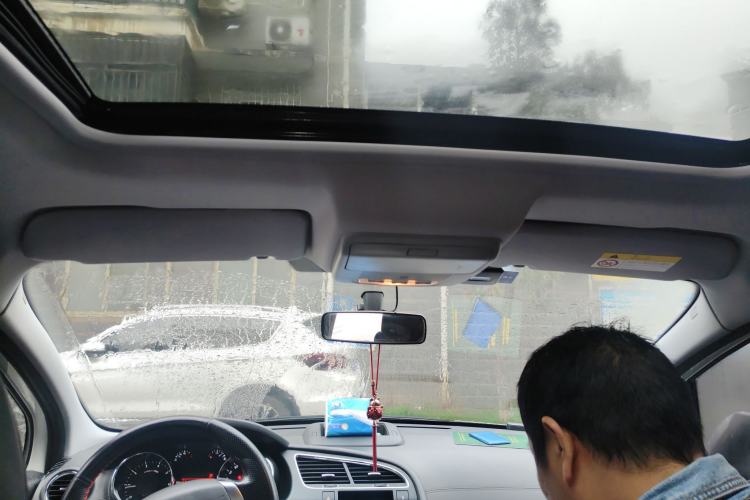 Used Peugeot 3008 2015 2.0L Automatic Classic Edition