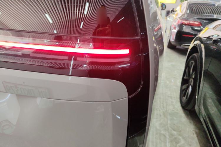 Used Li Auto MEGA 2024 Ultra Model