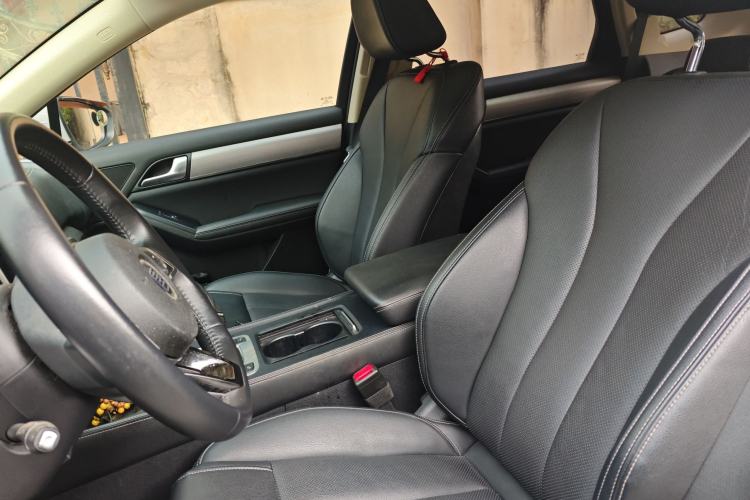 Used BYD Tang 2019 2.0T Automatic SmartConnect Luxury 7-Seater China VI Standard