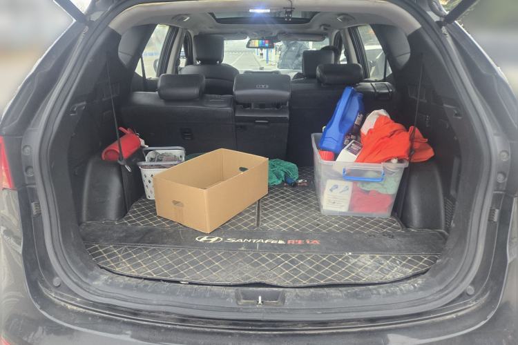 Used Hyundai Santa Fe 2013 2.0T Automatic All-Wheel Drive Top Trim
