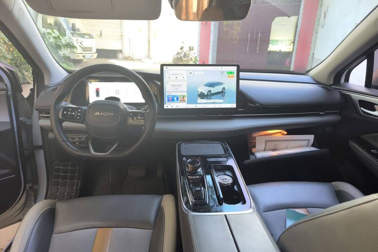 Used AION S Plus 2021 70 Tech Edition Center Console