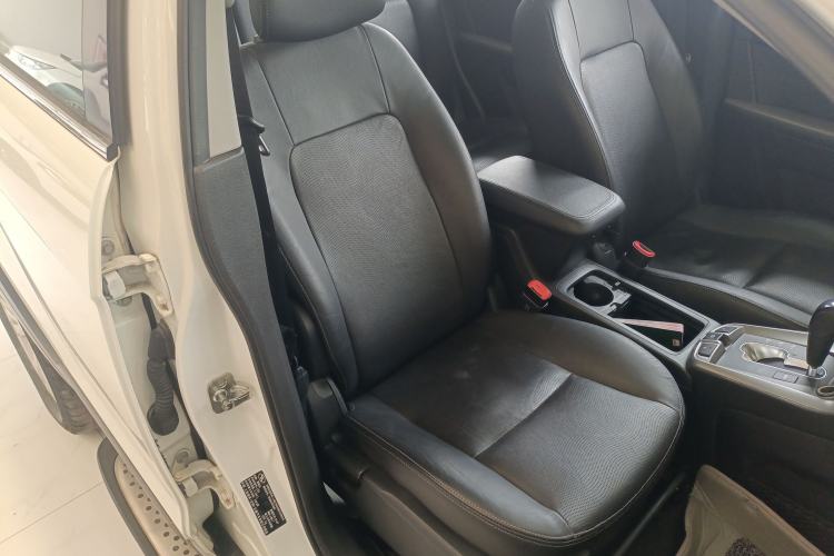 Used Chevrolet Captiva 2014 2.4L 4x4 Flagship Edition 7 Seats