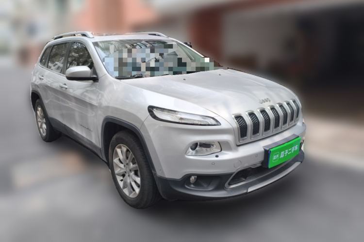 Used Jeep Cherokee 2016 2.4L Superior Edition
