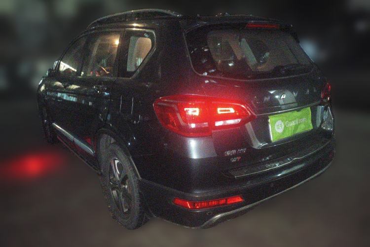 Used Haval H6 2015 Revised Version Sport Edition 1.5T Manual Transmission Two-Wheel Drive Elite Grade