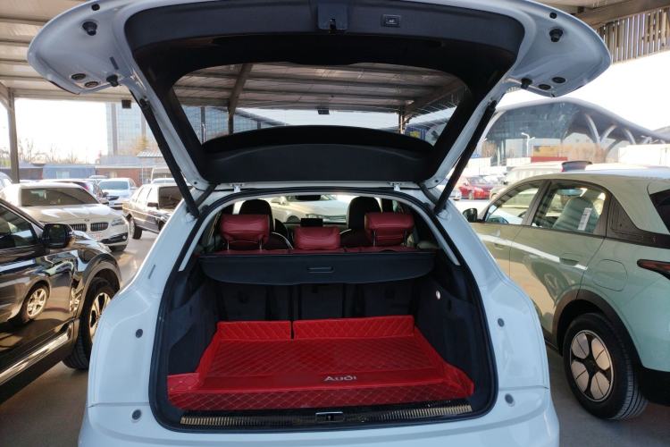 Used Audi Q3 2018 30th Anniversary Edition 30 TFSI Fashion Model
