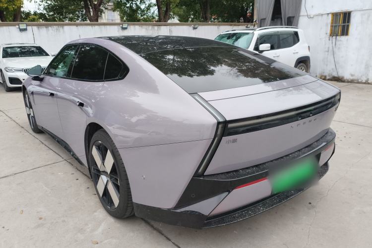 Used XPeng P7 2025 Model—750 All-Wheel-Drive High-Performance Ultra