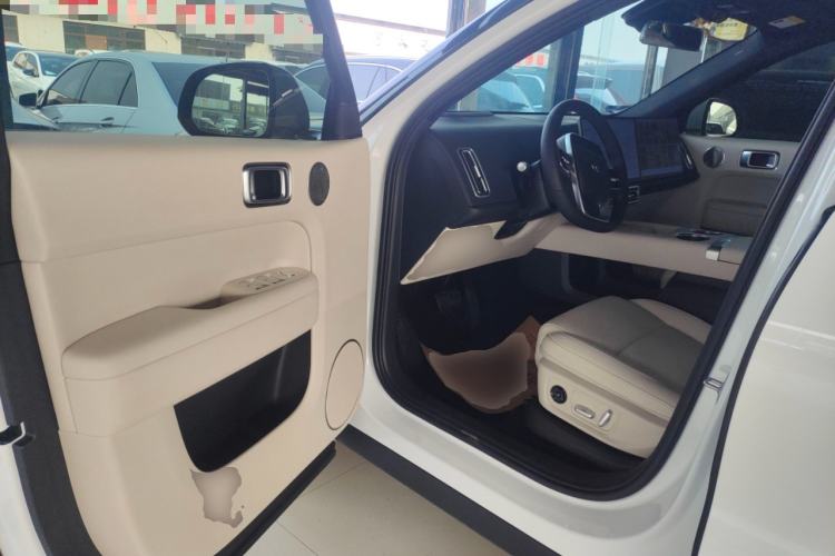 Used Li Auto L6 2024 Pro Model
