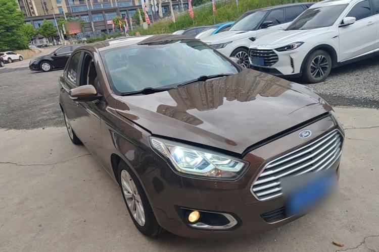 Used Ford Escort 2015 1.5L Manual Fashion Edition