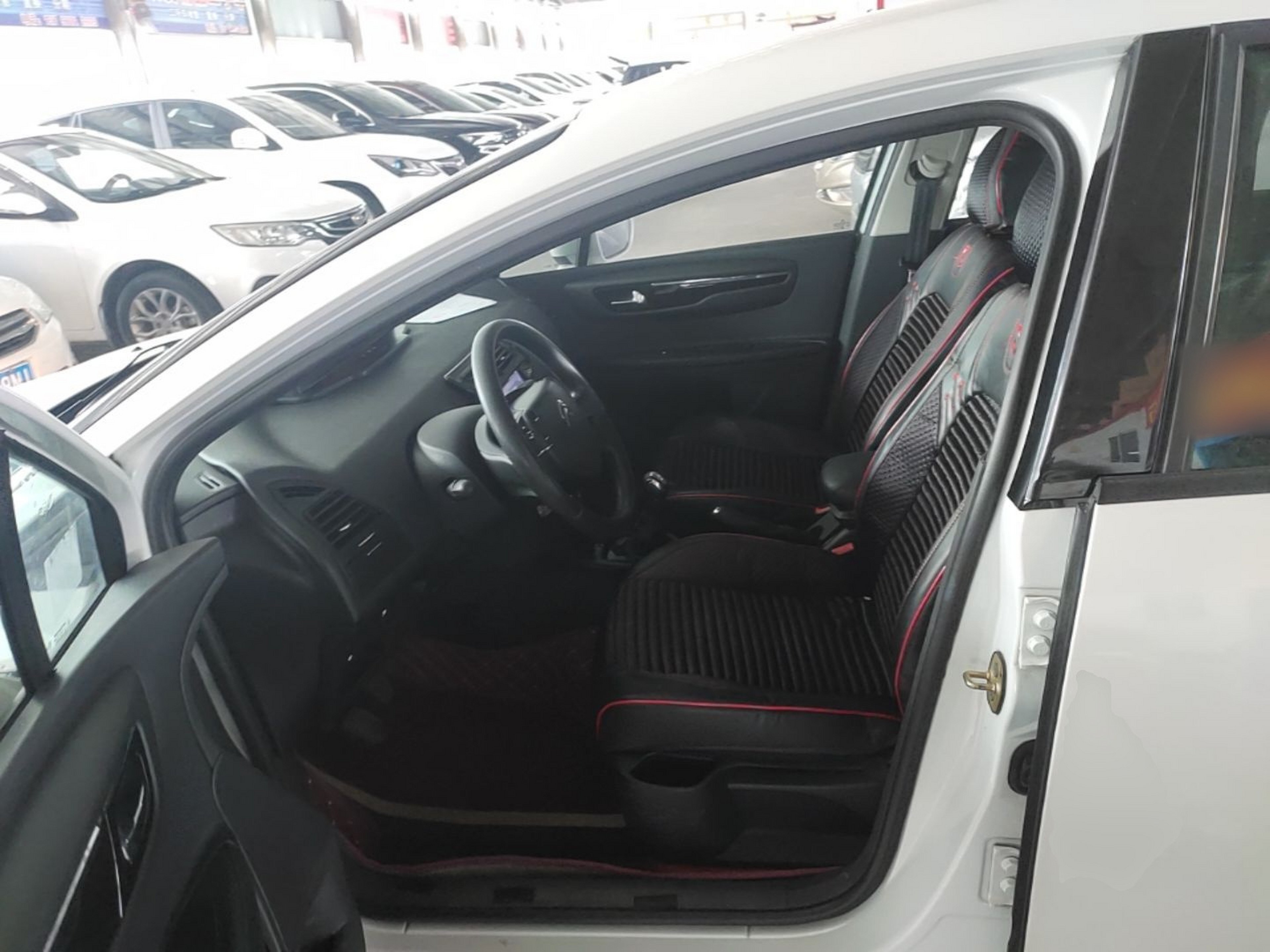 Avant de la voiture