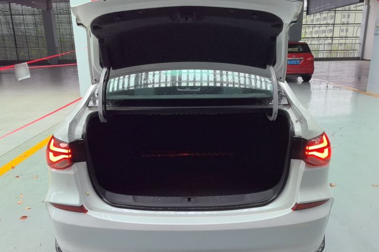 Used Chevrolet Monza 2024 1.5L Dual-Clutch Enjoyment Edition Trunk