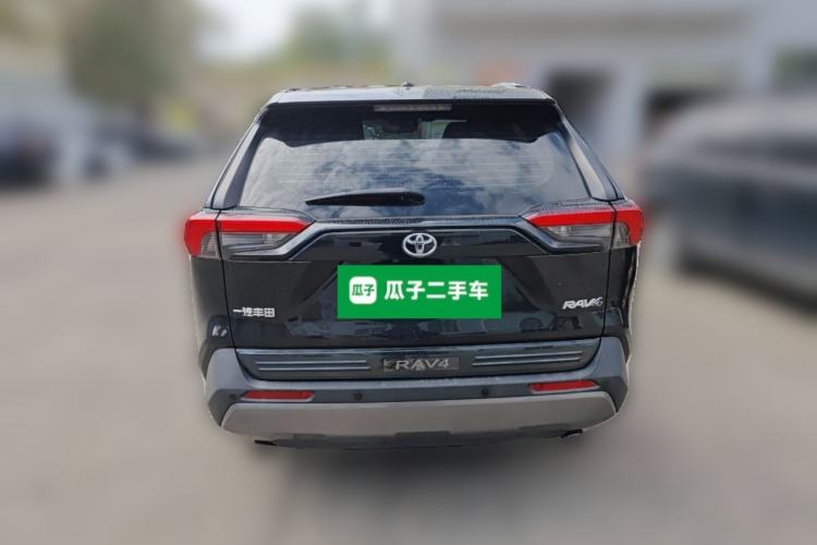 Used Toyota RAV4 2021 2.0L CVT Two-Wheel Drive Fashion Edition