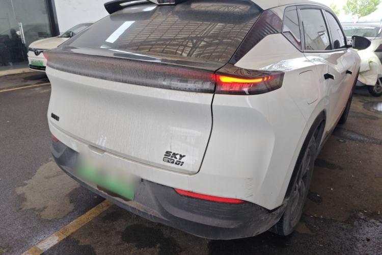 Used Dongfeng Aeolus SKY EV01 2025 530 km PRO Elite Executive Version Rear Right 45 Deg