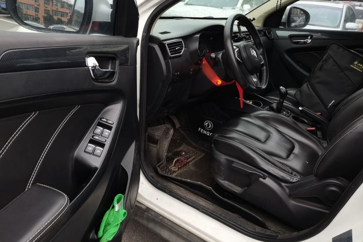 Used Dongfeng Fengon 580 2016 1.8L Manual Comfort Model
