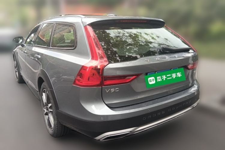 Used Volvo V90 2020 Cross Country T5 AWD Smart Range Edition Rear Left 45 Deg