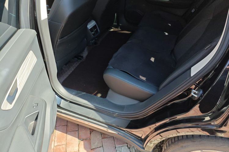 Used Hongqi E-QM5 2023 560km PLUS