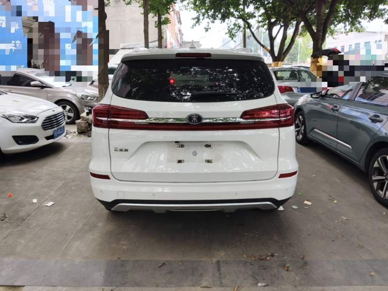 Used BYD Song 2021 Classic Edition 1.5T Manual Luxury Model — 5