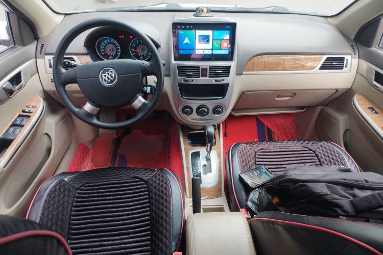 Used Buick Excelle 2015 1.5L Automatic Classic Model Center Console