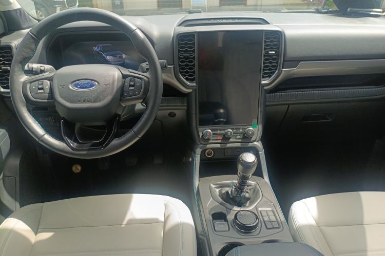 Used Ford Ranger 2023 Shanlin 4x4 Manual Transmission Gasoline Model Center Console