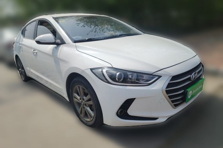 Used Hyundai Elantra (6th Generation / Lingdong) 2016 1.6L Manual ZhiXuan·Youth Edition Front Right 45 Deg