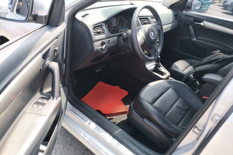 Used Volkswagen Lavida 2013 Restyled Classic 1.6L Automatic Comfort Edition