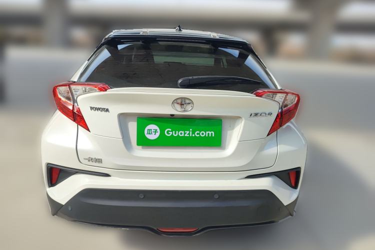 Used Toyota IZOA 2020 2.0L Yi Xiang CARE