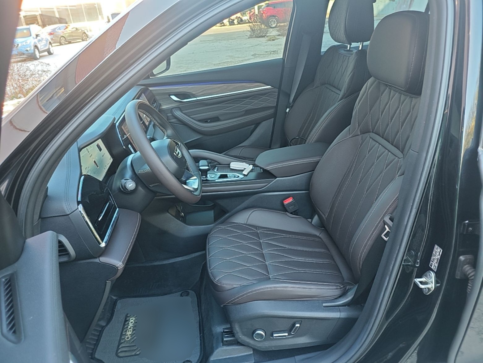 Geely Auto Monjaro L 2025 2.0TD Automatic Xingyun Version — снимка 17