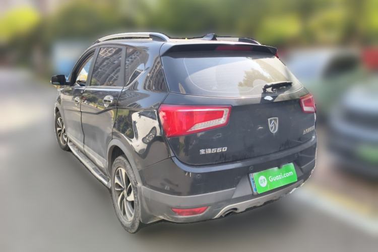 Used Baojun 560 2015 1.8L manual luxury version
