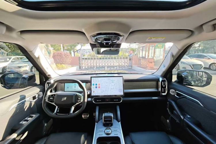 Used JETOUR Traveler 2023 2.0T All-Wheel-Drive CrossPRO
