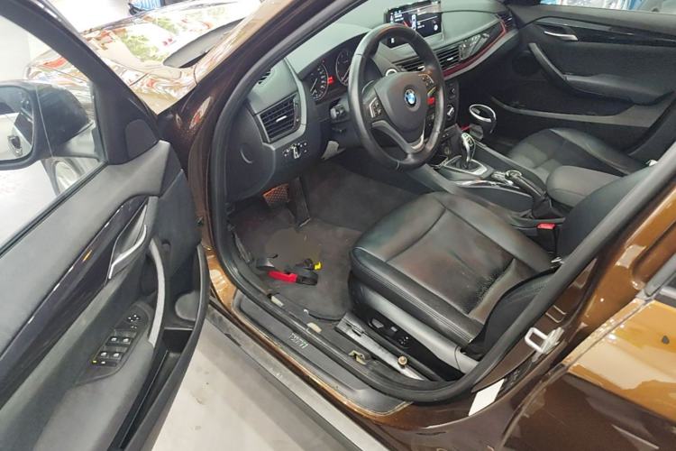 Used BMW X1 2015 sDrive18i Fashion Upgrade Edition