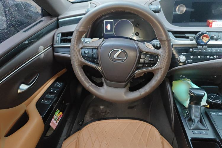 Used Lexus ES 2020 200 Excellence Edition