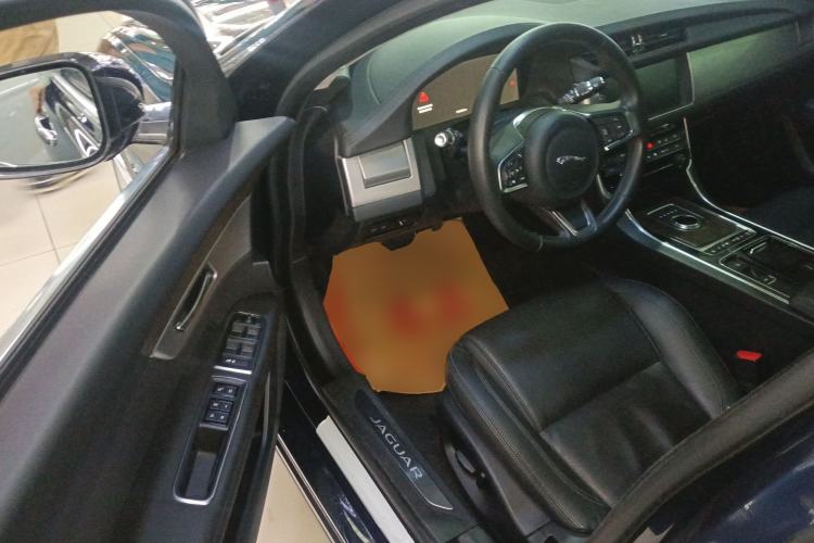 Used Jaguar XFL 2018 XFL 2.0T 250 PS Luxury Edition
