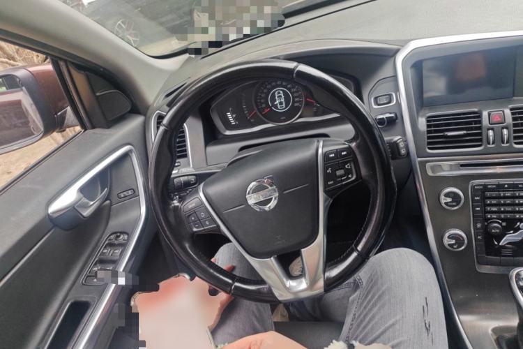 Used Volvo XC60 2014 T5 Zhiyi Edition
