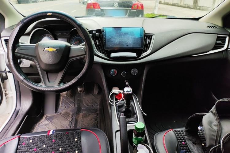 Used Chevrolet Cavalier 2018 320 Manual Enjoyment Edition Center Console