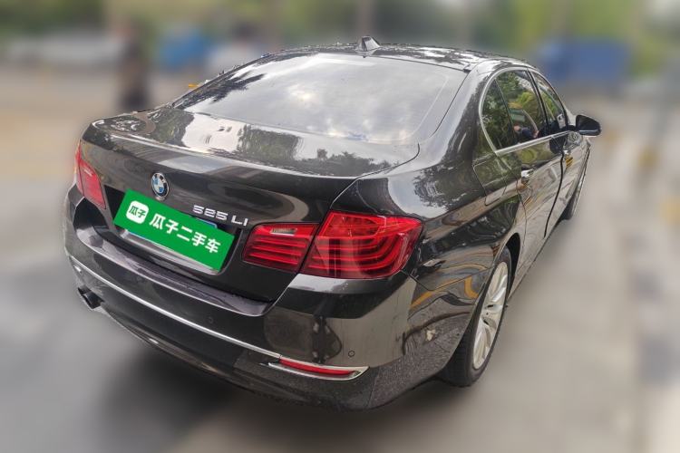 Used BMW 5 Series 2014 525Li Luxury Design Package
