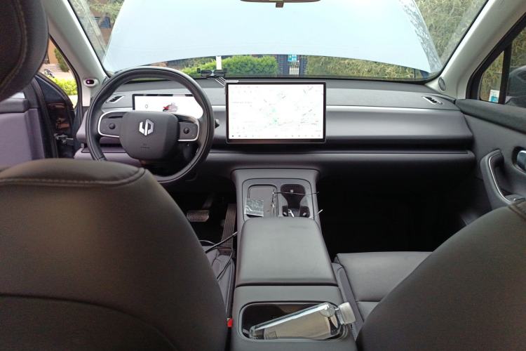 Used Leapmotor C10 2024 530 Smart Edition Center Console