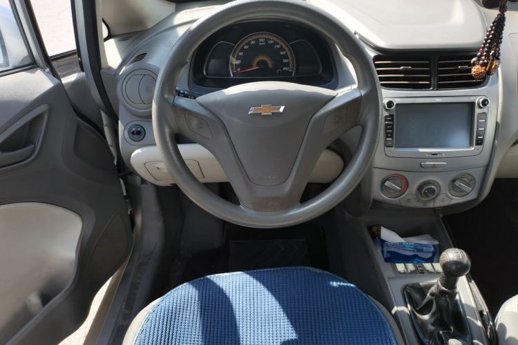 Used Chevrolet Sail 2013 Sedan 1.2L Manual Fashionable Happiness Edition Steering Wheel