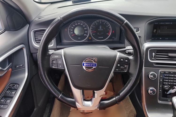 Used Volvo S60 2013 T5 Zhiya Edition