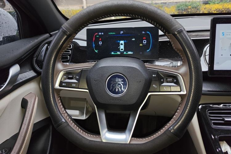 Used BYD Qin PLUS 2023 Champion Edition DM-i 55KM Leading Model
