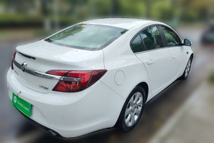 Used Buick Regal 2015 2.0L Leading Fashion Edition Rear Right 45 Deg