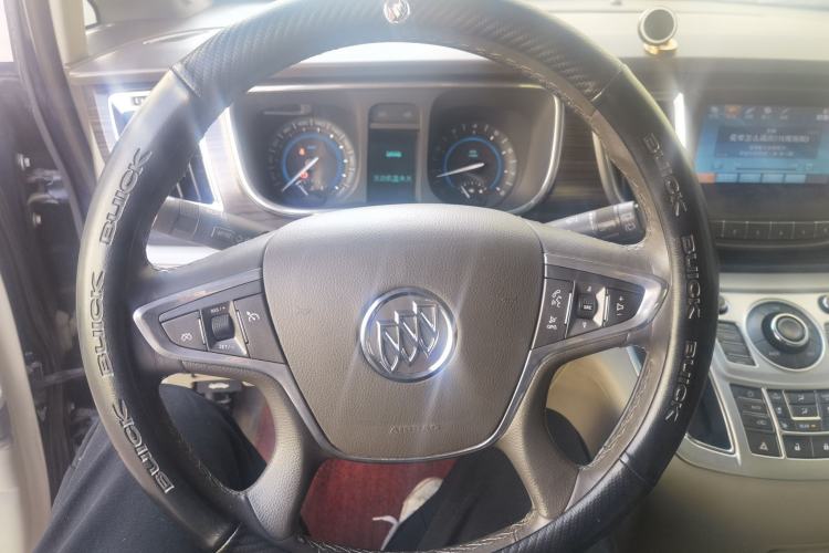 Used Buick GL8 2013 3.0L GT Luxury Business Haoya Edition