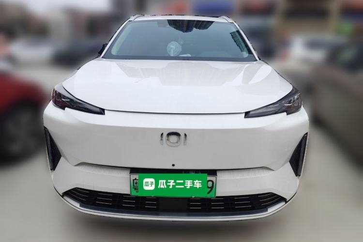 Used CHANGAN NEVO Q05 2024 Truly Delicious Version 125cc Superior Design CATL Front